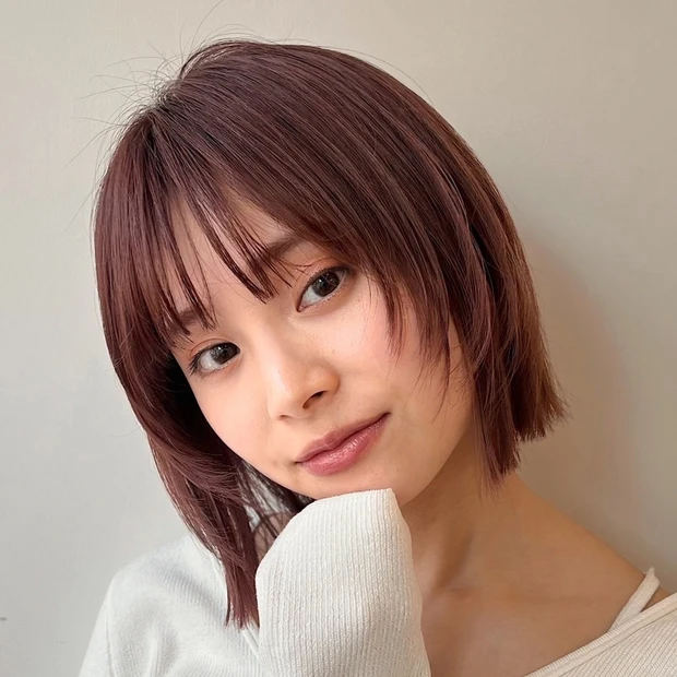 【顔型カバーができる】顔まわりのレイヤーでお悩み解消! 最新ボブヘア