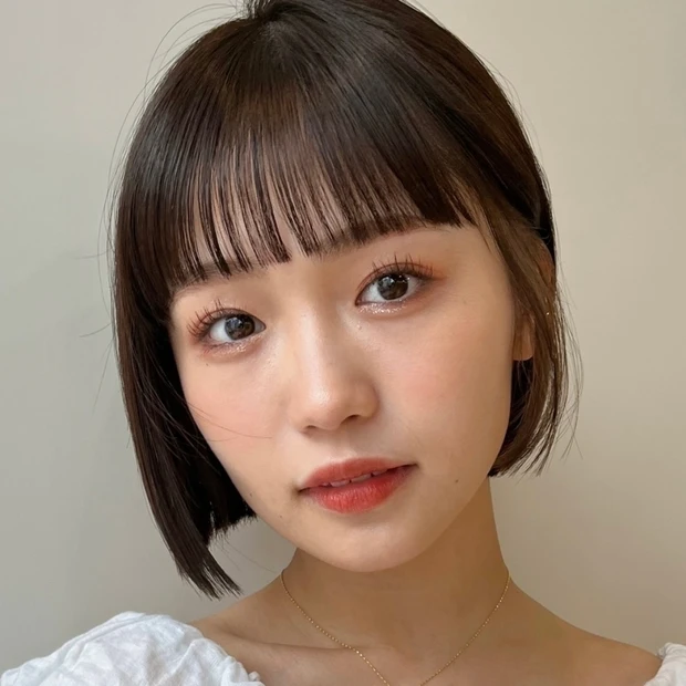 甘めな雰囲気が好きな方におすすめ【透明感抜群な大人ボブヘア】インナーカラーで印象チェンジも