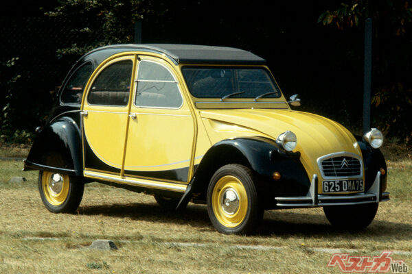 農村実用車のシトロエン 2CV