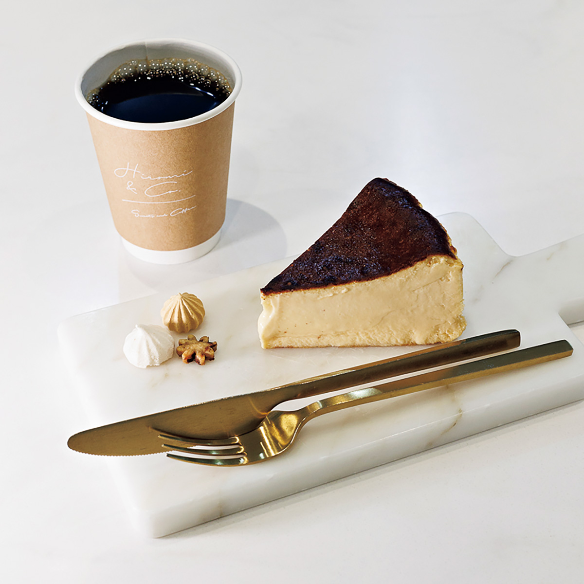 Hiromi & co.のケーキとコーヒー Hiromi & co.のケーキとコーヒー