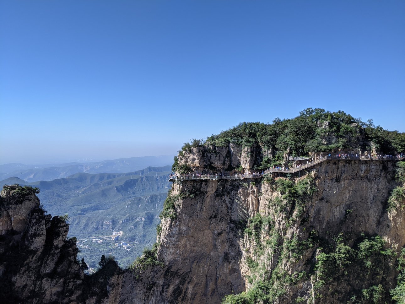 玻璃栈道 玻璃栈道