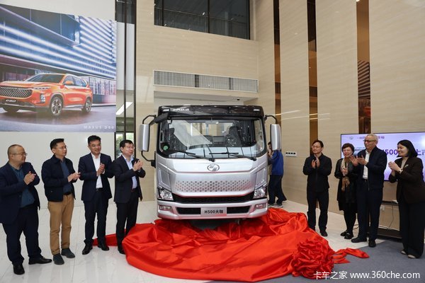 同比激增近128%!跃进轻卡2025热销超4万+,新能源成增长“主引擎”