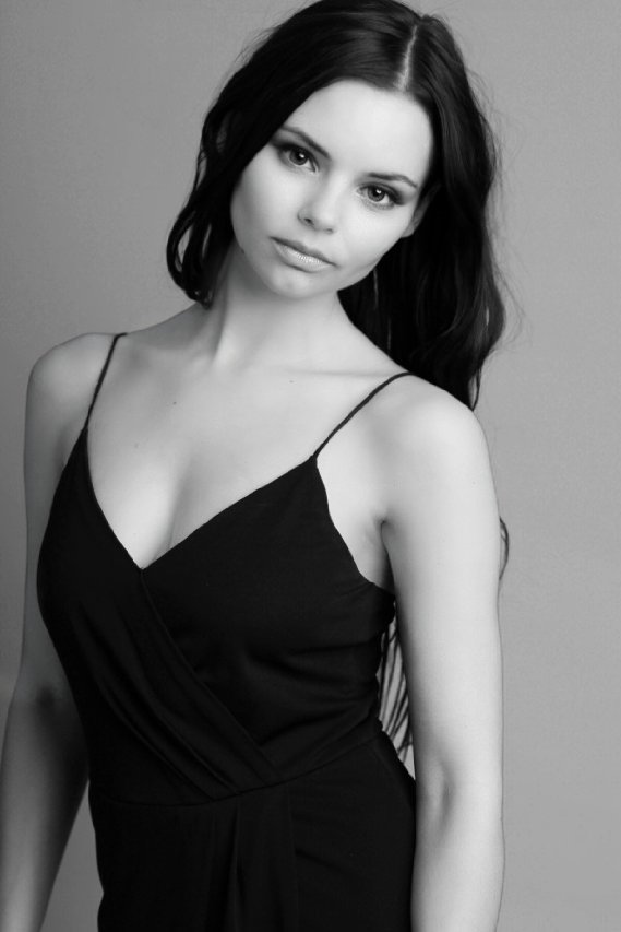 Eline Powell Eline Powell