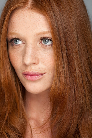 Cintia Dicker Cintia Dicker