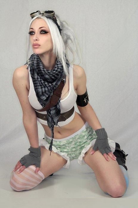 Kate Lambert (Kato) Kate Lambert (Kato)