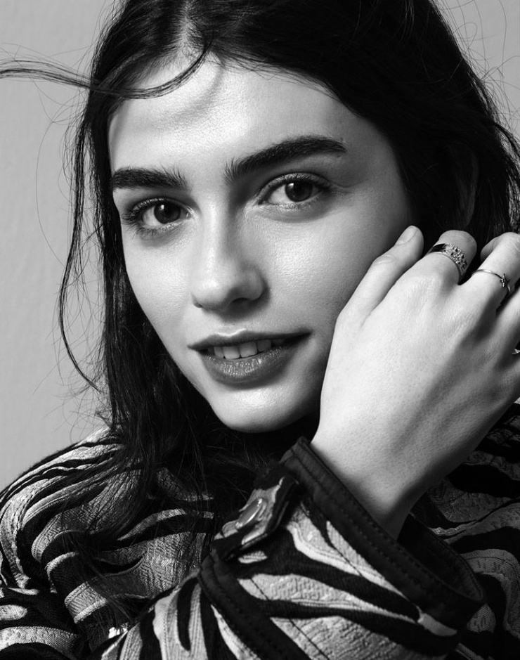 Hazar Ergüclü Hazar Ergüclü