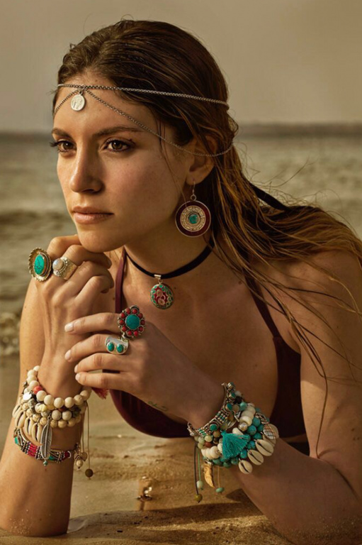 Athina Oikonomakou Athina Oikonomakou