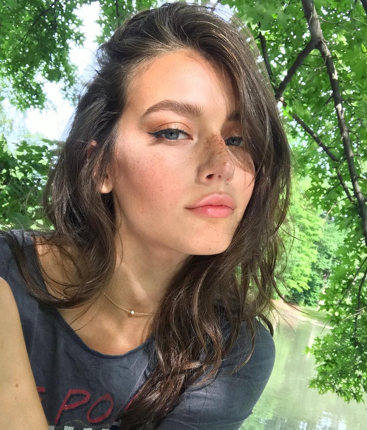Jessica Clements Jessica Clements