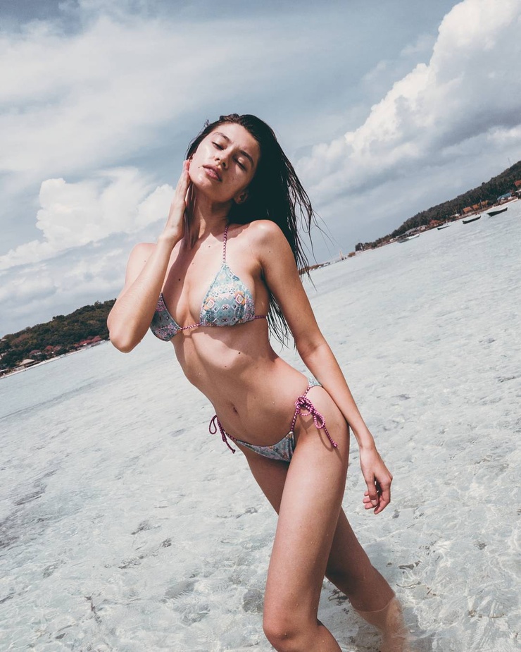 Veronika Istomina Veronika Istomina