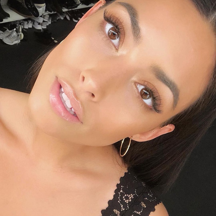 Samaria Regalado Samaria Regalado