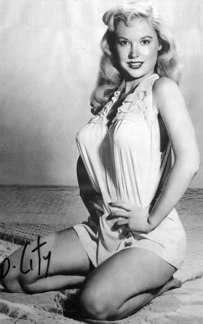 Betty Brosmer Betty Brosmer