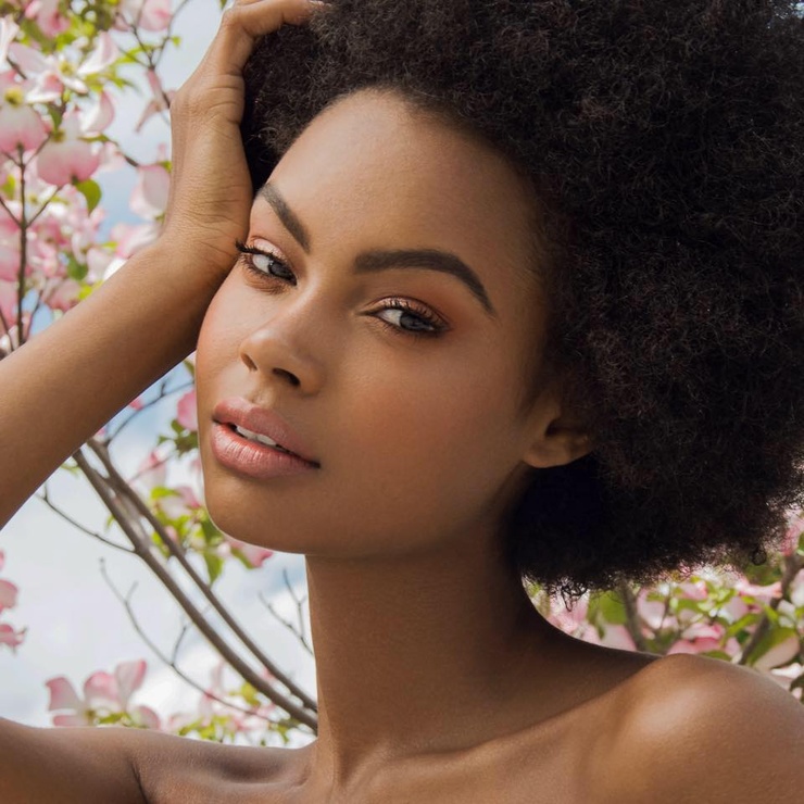 Taelor Thein Taelor Thein