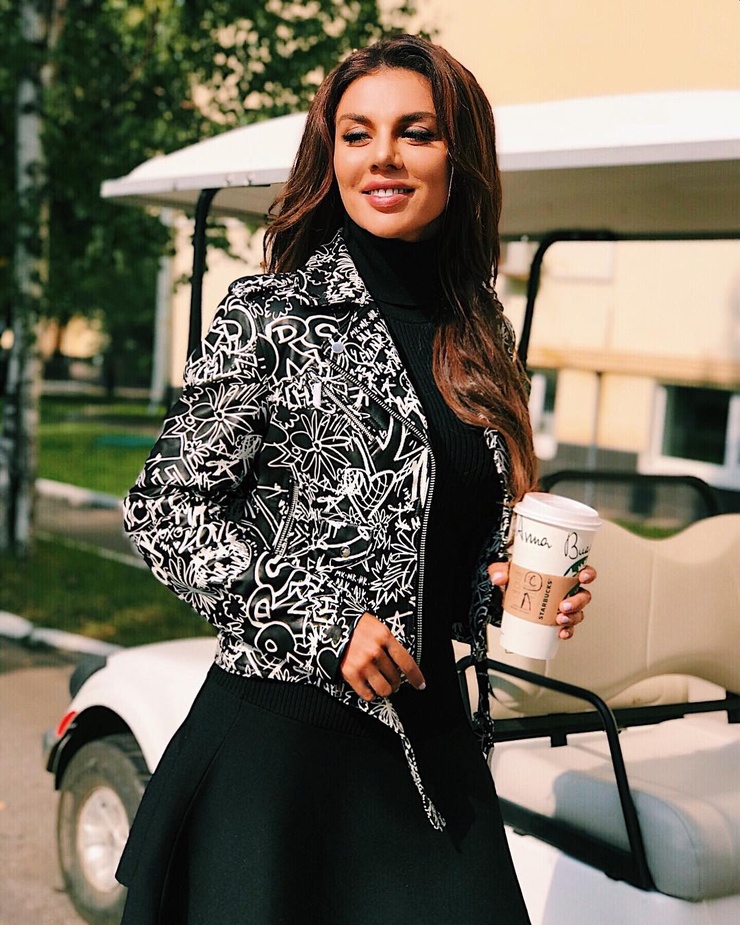 Anna Sedokova Anna Sedokova