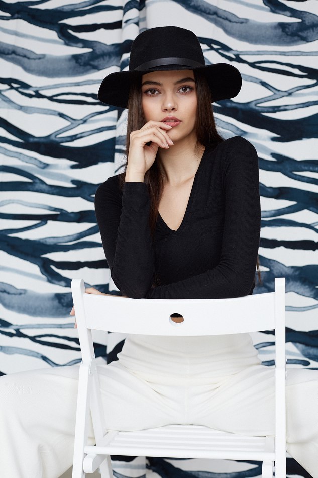 Laura Theresa Laura Theresa