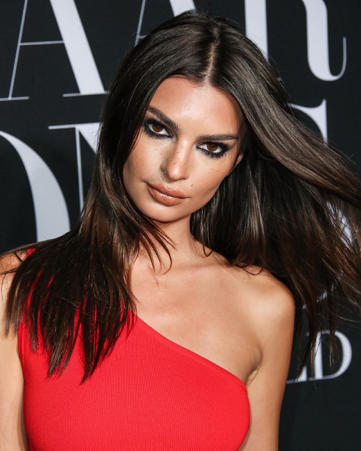 Emily Ratajkowski Emily Ratajkowski