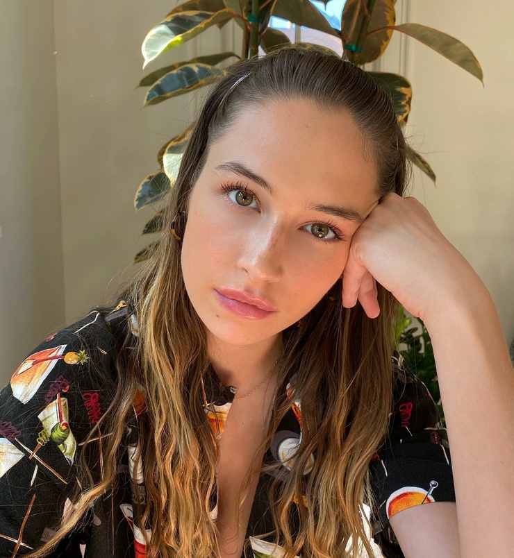 Elsie Hewitt Elsie Hewitt