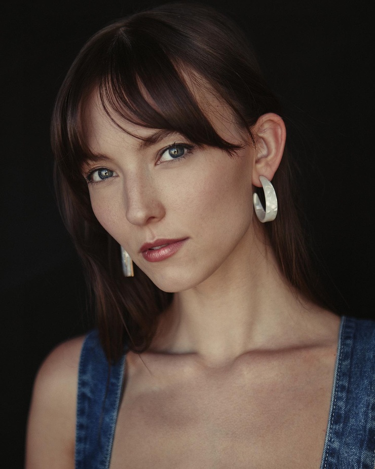 Savvy Taylor Savvy Taylor