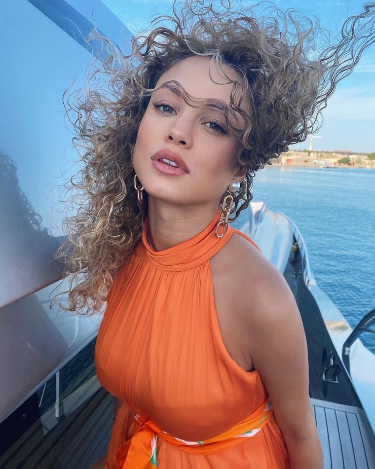 Stephanie Bertram Rose Stephanie Bertram Rose