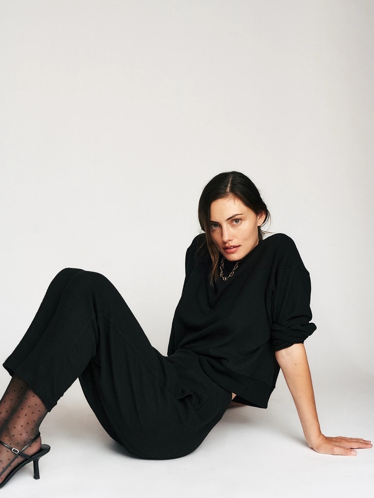 Phoebe Tonkin Phoebe Tonkin