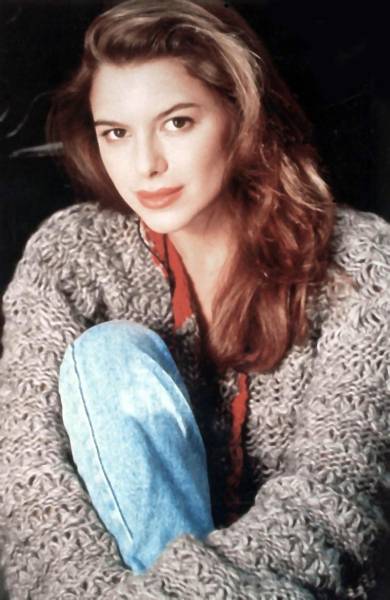 Kari Wuhrer Kari Wuhrer