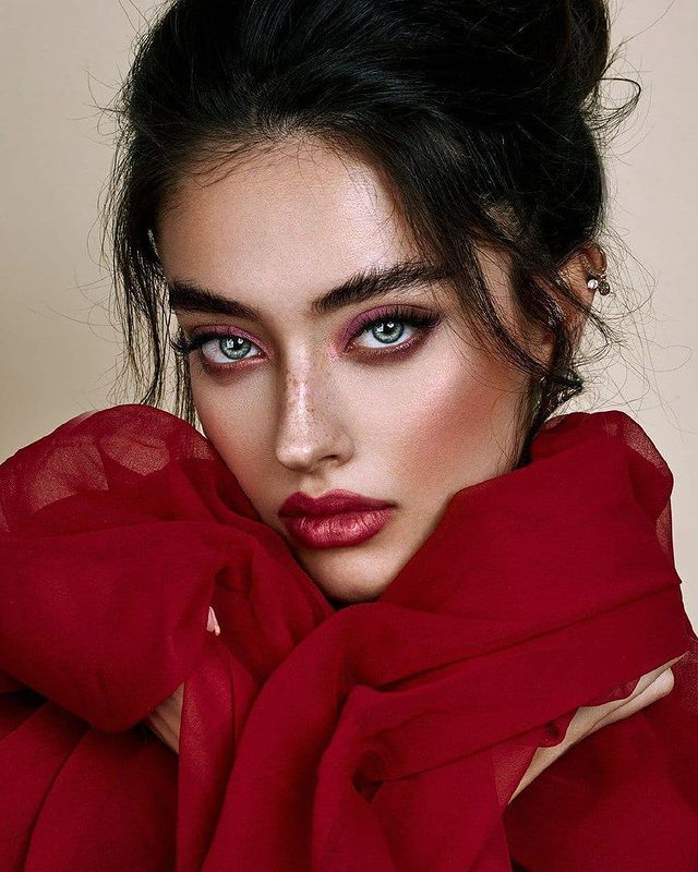 Kimiya Hoseini Kimiya Hoseini