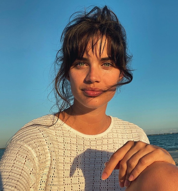 Sara Sampaio Sara Sampaio