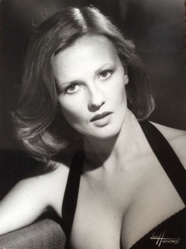 Elisa Servier Elisa Servier