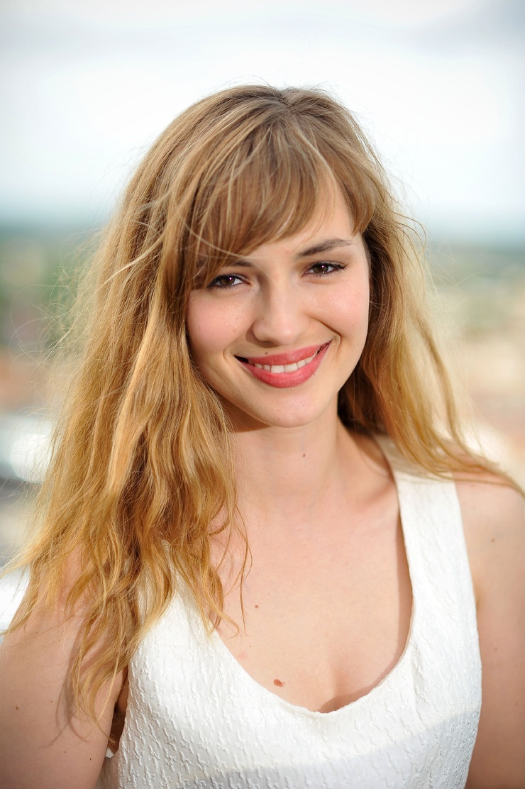 Louise Bourgoin Louise Bourgoin