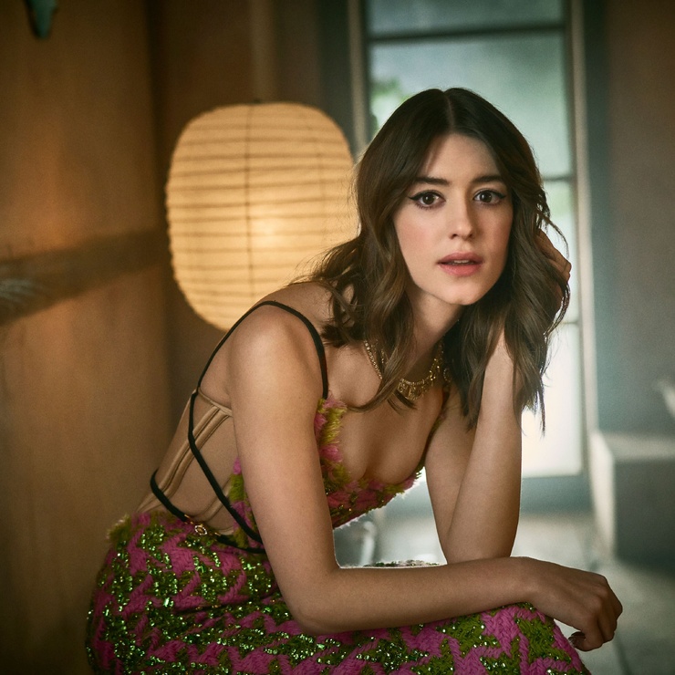 Daisy Edgar-Jones Daisy Edgar-Jones