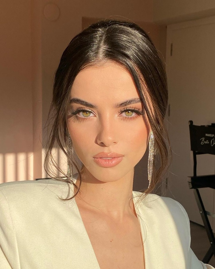 Selcan Yavuz Selcan Yavuz