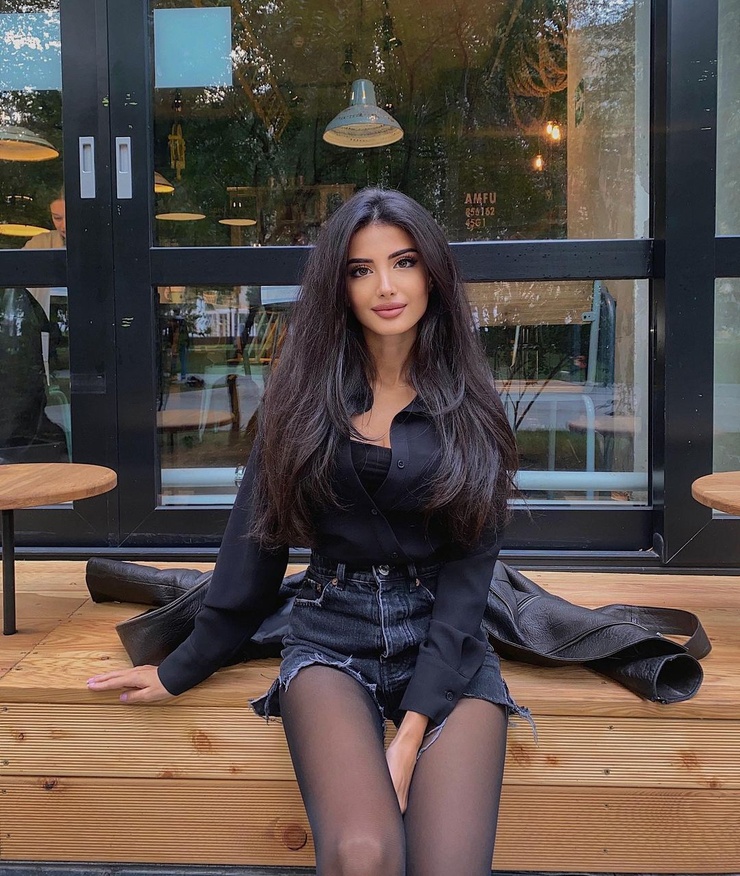 Vazifa Alekperova Vazifa Alekperova