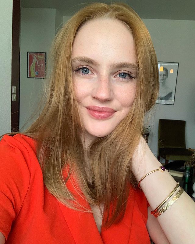 Brynja Jónbjarnardóttir Brynja Jónbjarnardóttir