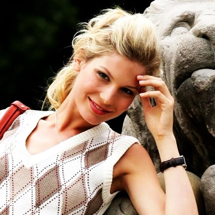 Sarah Brandner Sarah Brandner