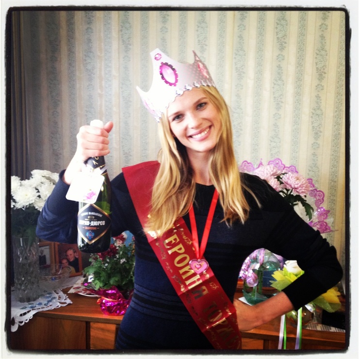 Anne Vyalitsyna Anne Vyalitsyna