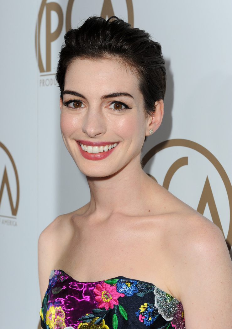 Anne Hathaway Anne Hathaway