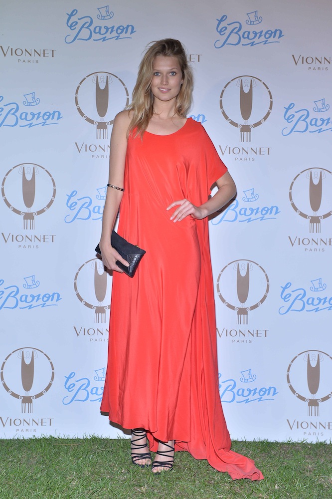 Toni Garrn Toni Garrn