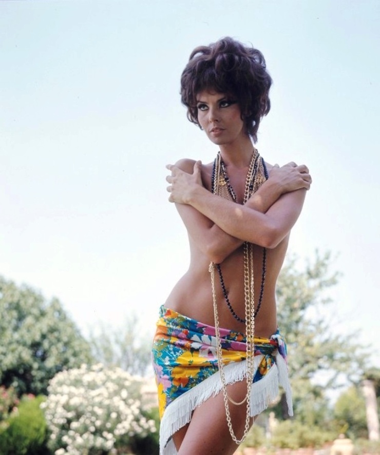 Gloria Paul Gloria Paul