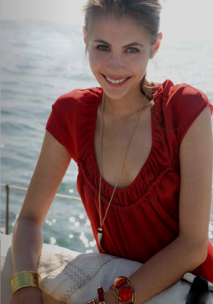 Willa Holland Willa Holland