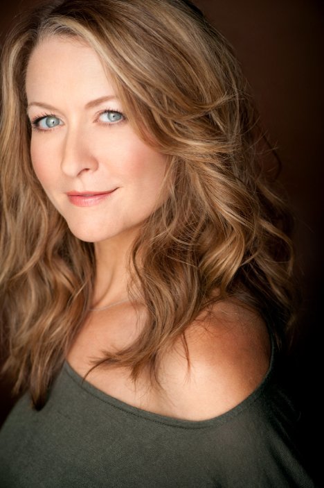 Ali Hillis Ali Hillis