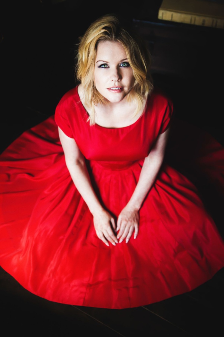 Carrie Keagan Carrie Keagan