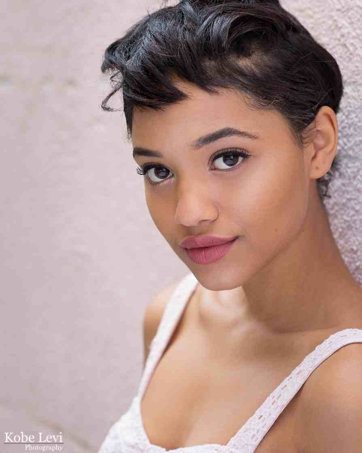 Kiersey Clemons Kiersey Clemons