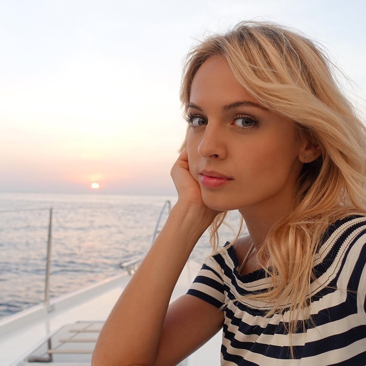 Yanina Studilina Yanina Studilina