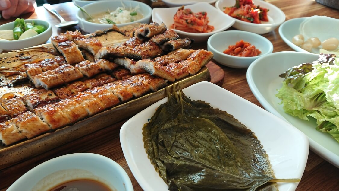 韓国のうなぎの食べ方