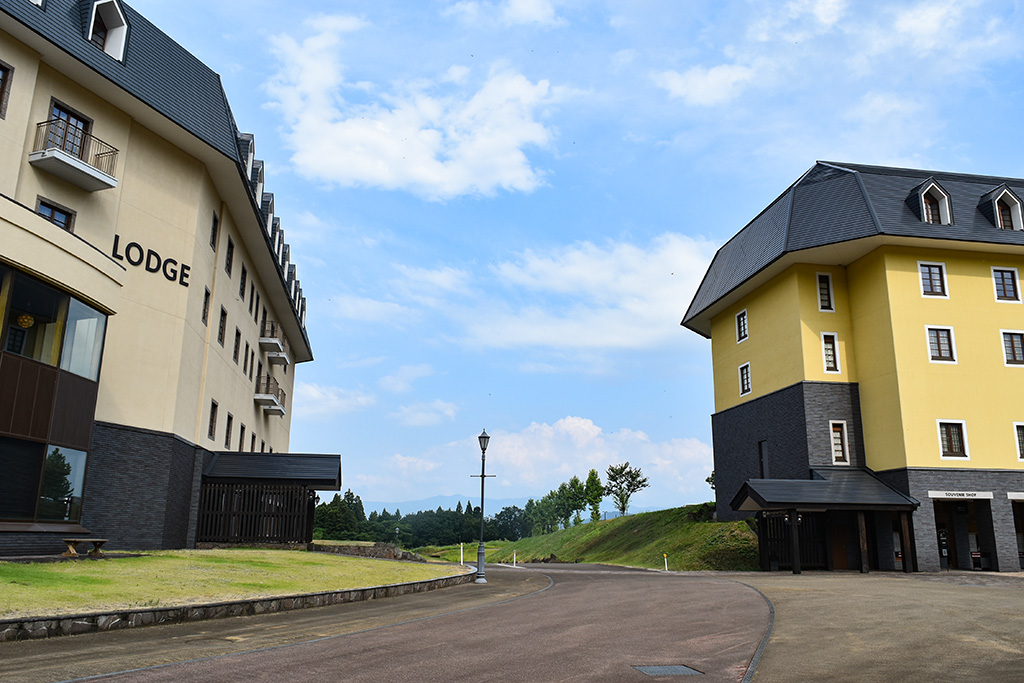 ツリーアドベンチャーまでの道/ロッテアライリゾート(新潟県妙高市)