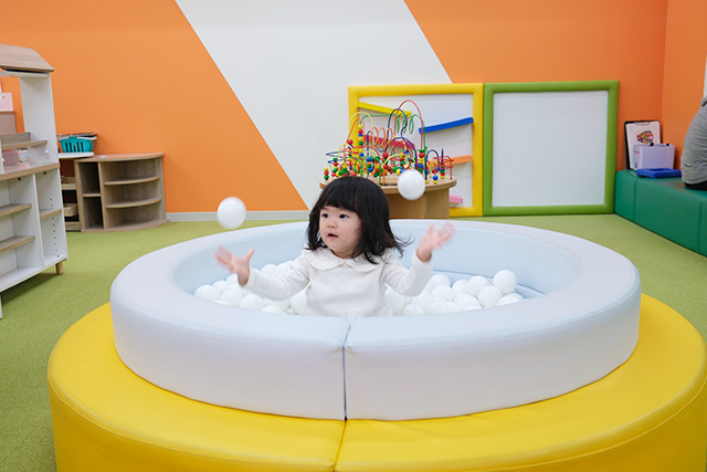 キッズパークで遊ぶ様子│宿泊レポ/蓼科グランドホテル滝の湯(長野県/茅野市)