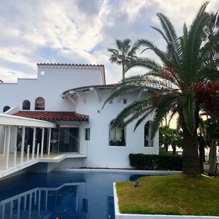 6819F0C4-0154-4645-B67B-5E602AEADC97