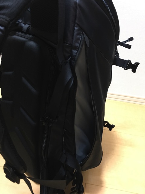 f-stop-sokumen-shunou.JPG f-stop 側面収納