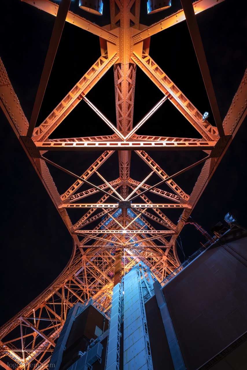 tokyotower-sita.jpg 東京タワー 下から