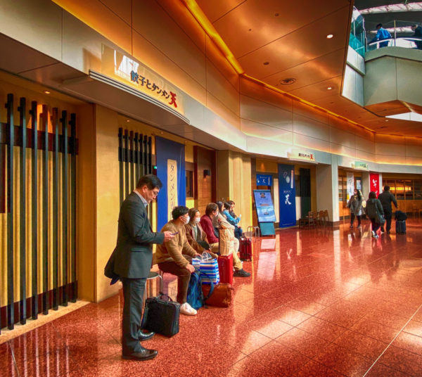 羽田空港 第二ターミナル1階「餃子とタンメン 天」