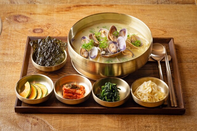 浅蜊白湯カルグクス